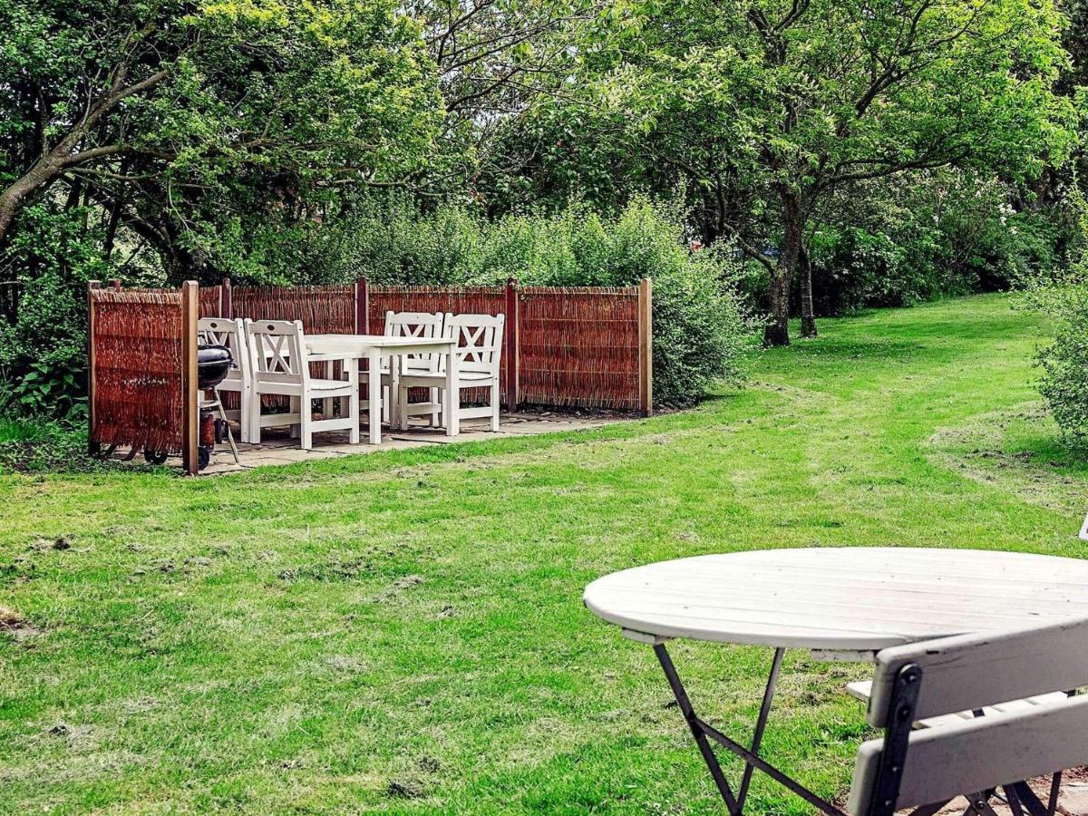 4 Person Holiday Home In T Nder Tonder Exterior photo